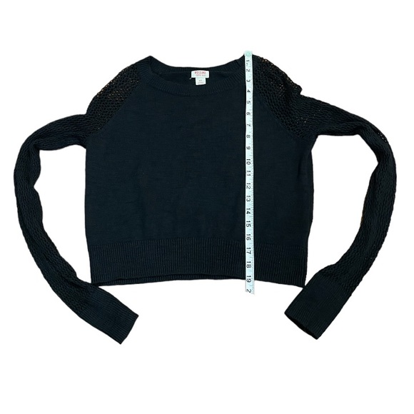 Mossimo Black Sweater with Open Knit Sleeves - Picture 4 of 7